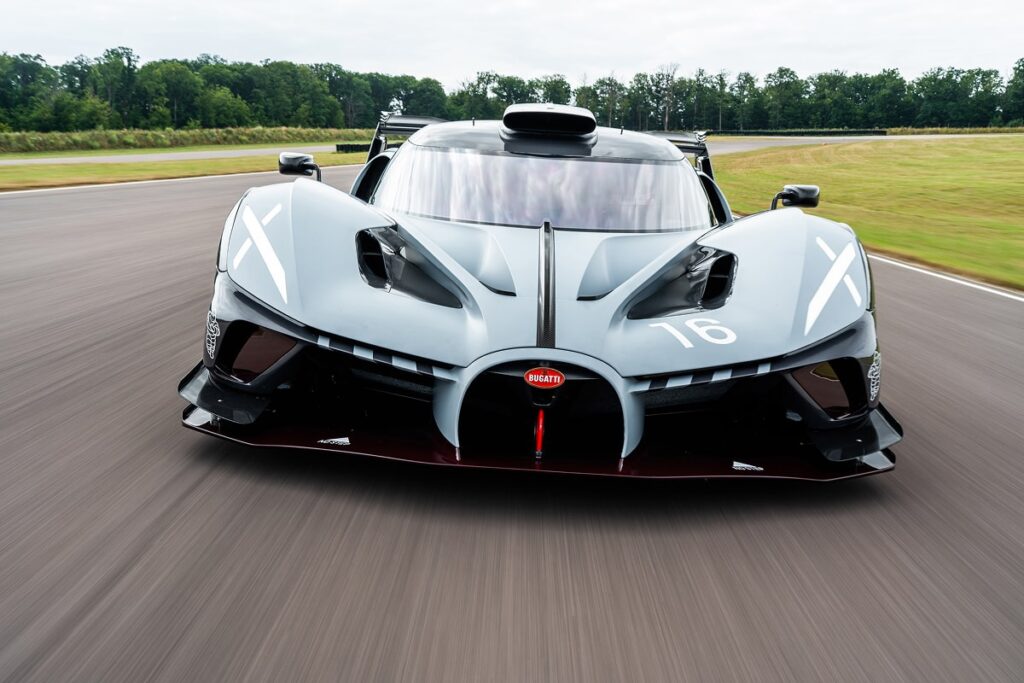 La Bolide délivre 1 600 ch pour à peine 1 500 kg - © Bugatti