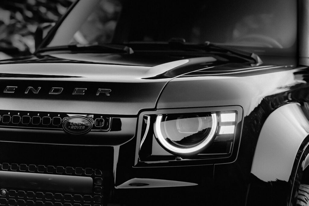Sous le capot : un énorme V8 - © Land Rover