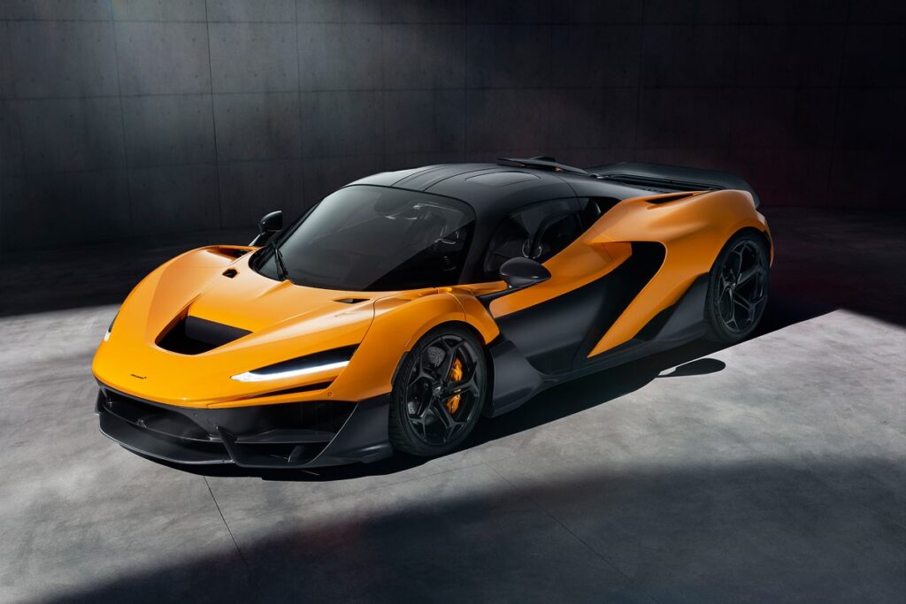 W1 - © McLaren