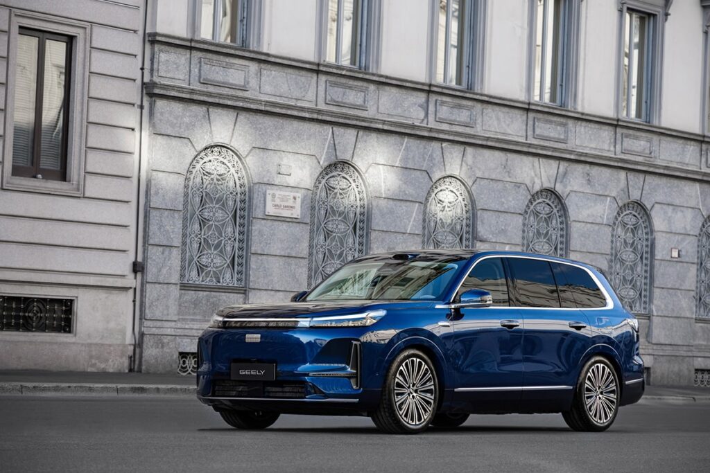 Galaxy M9 - © Geely