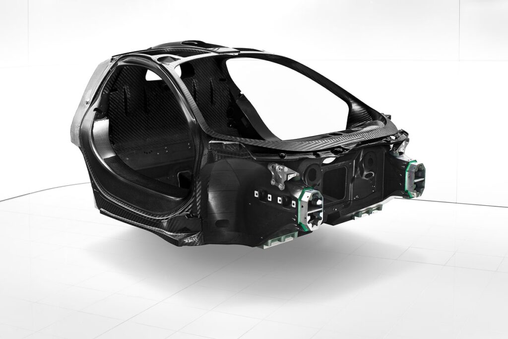 Structure en fibre de carbone de la P1 - © McLaren