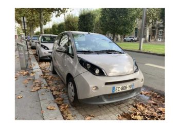 Autopartage : les blueCub bordelaises à vendre