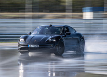 Le Porsche Taycan au Guinness des records