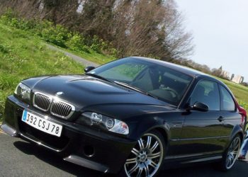 BMW M3 CSL : tempête sous un capot