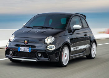 Abarth 695 Esseesse, le scorpion montre les pinces