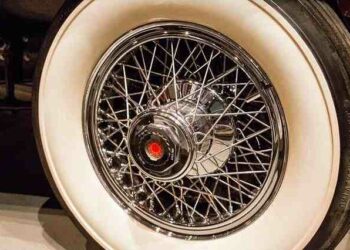 Quelle est la différence entre une jante et un enjoliveur ?