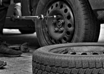 Est-ce que je peux garder mes pneus d'hiver en été ?