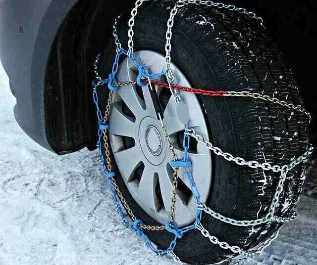 Quelle différence entre un pneu hiver et un pneu neige ?