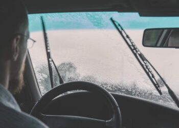 Comment choisir les bons essuie-glaces ?
