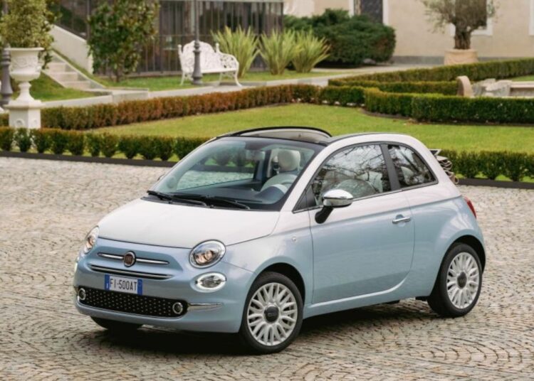 FIAT dévoile la série limitée 500 Collezione 1957