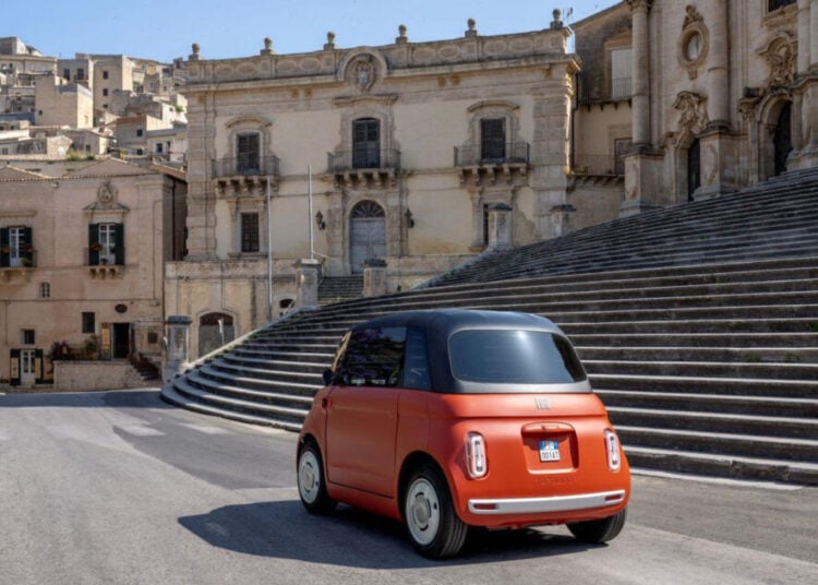 La fiat Topolino passe à l&rsquo;orange pour rouler vers plus de succès ?
